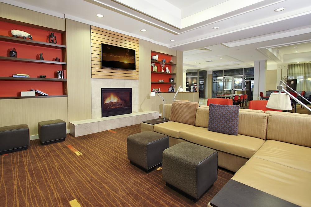 Courtyard by Marriott Oakland Downtown