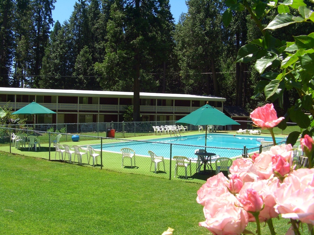 Long Barn Lodge