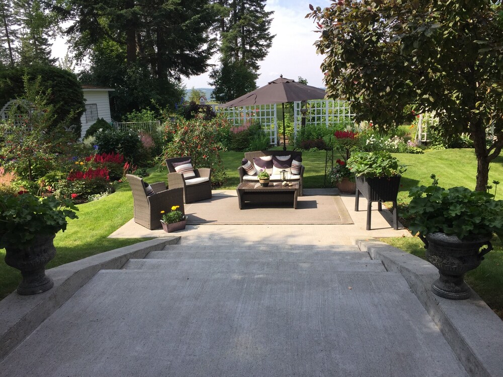Ridgeview Gardens Bed & Breakfast