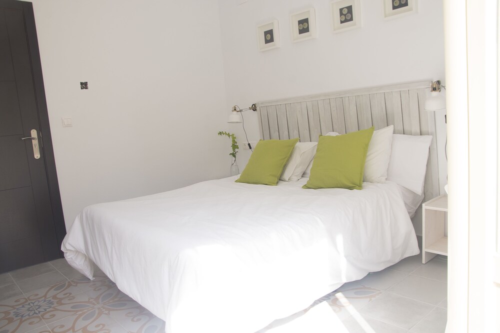 La Siesta Málaga Guesthouse