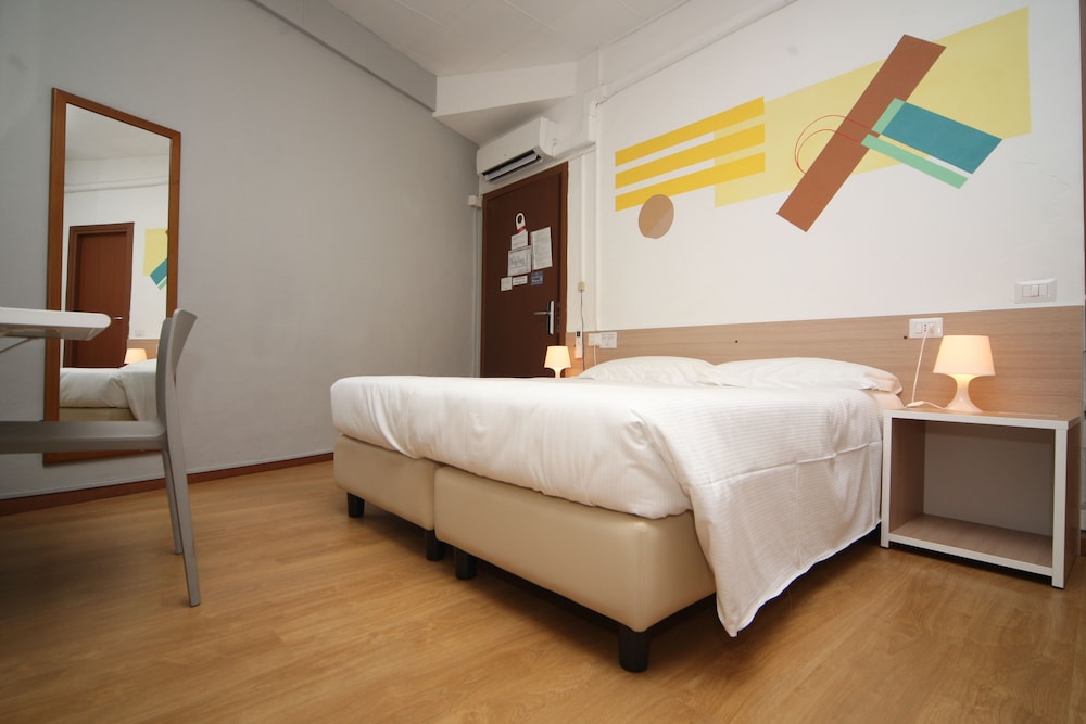 Anton&Art Hotel