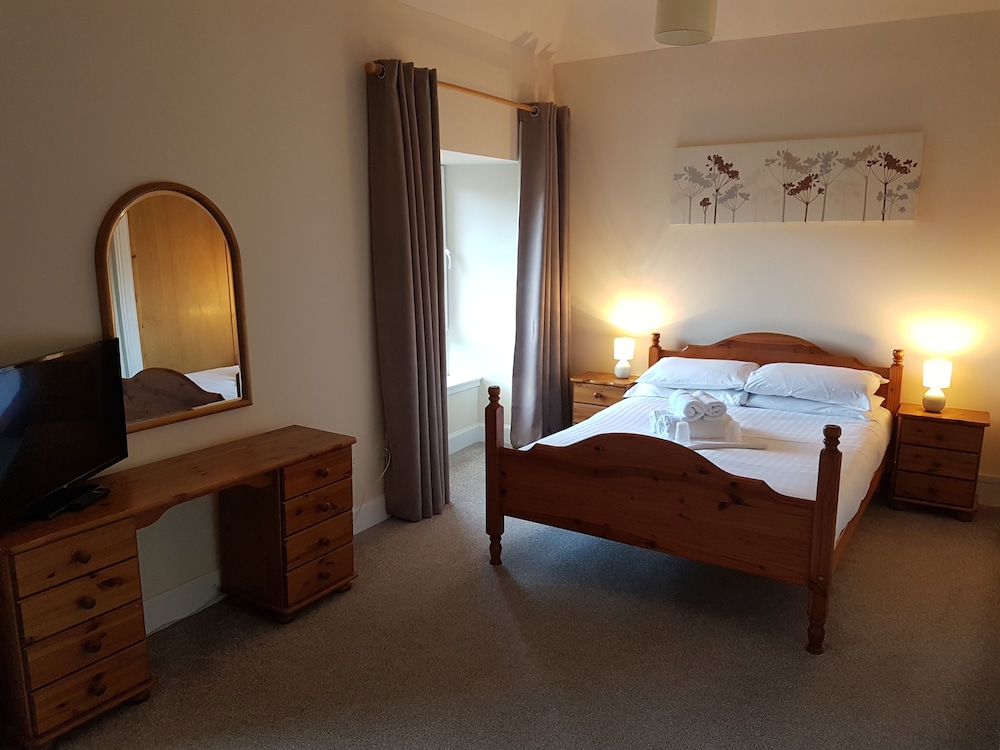Mackays Hotel