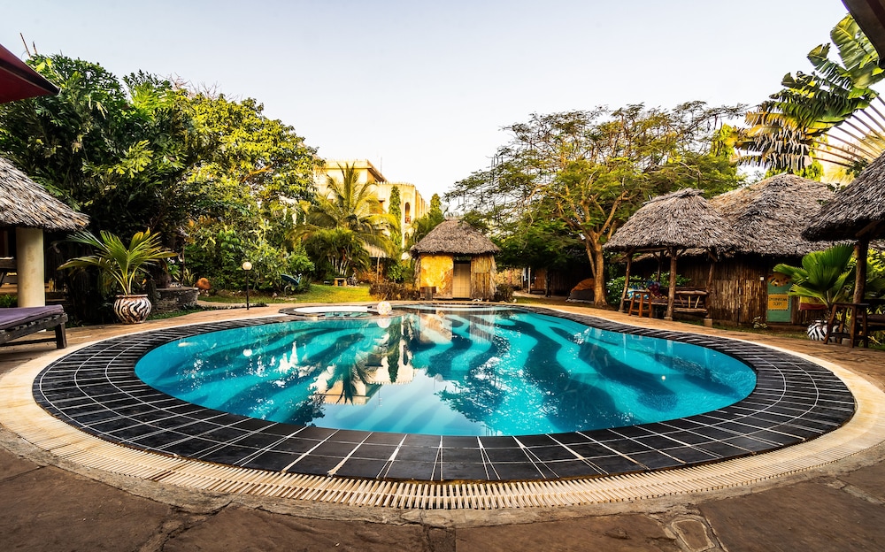 Diani Backpackers - Adults Only