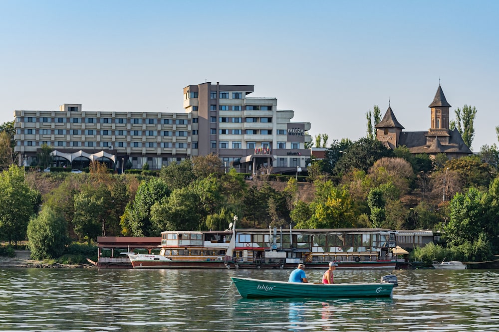 Faleza Hotel by Vega