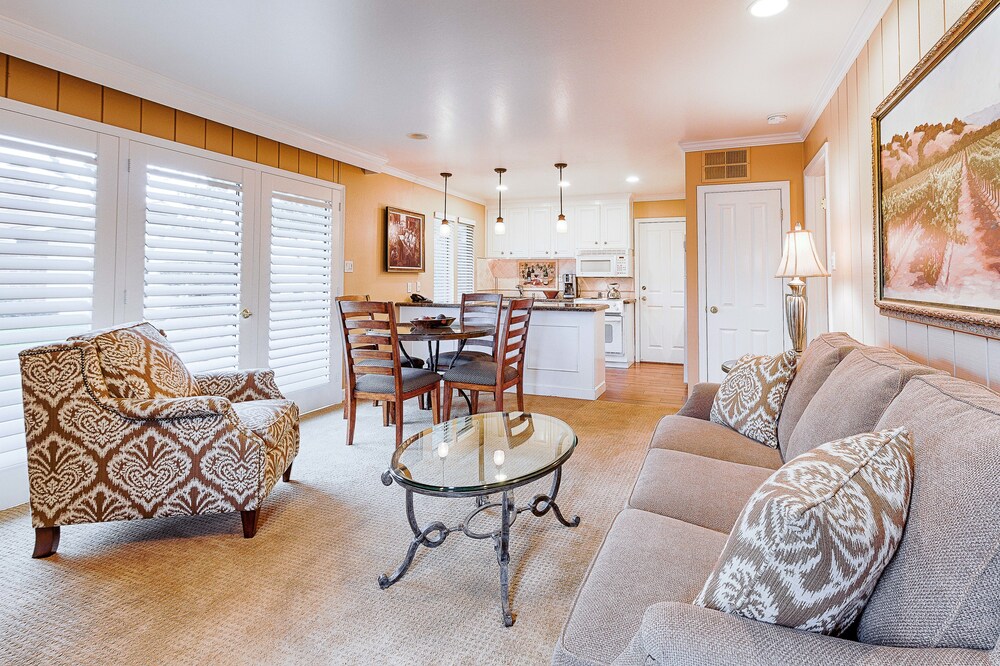 Romantic Silverado 1br W/ Fireplace 1 Bedroom Condo