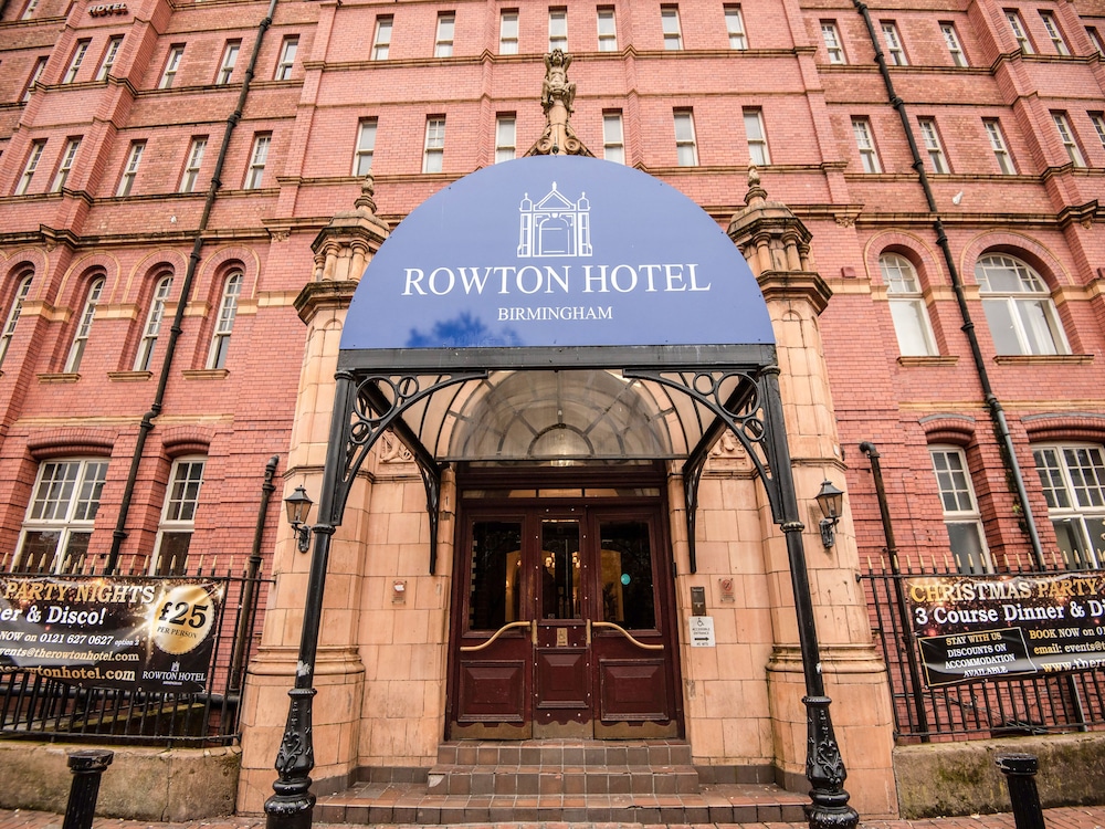 OYO Rowton Hotel