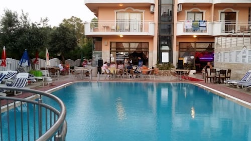 Mutlu Apart Otel