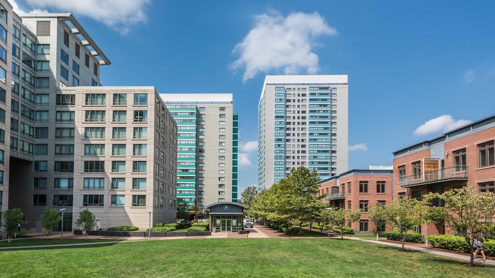 Global Luxury Suites at Emerson Place