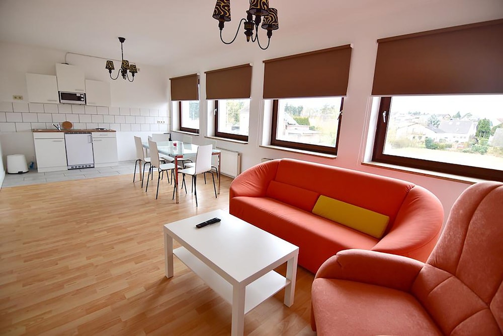 Ferienwohnungen - Apartments Satzvey