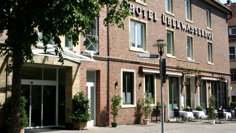 Hotel - Restaurant Ãœberwasserhof e.K.