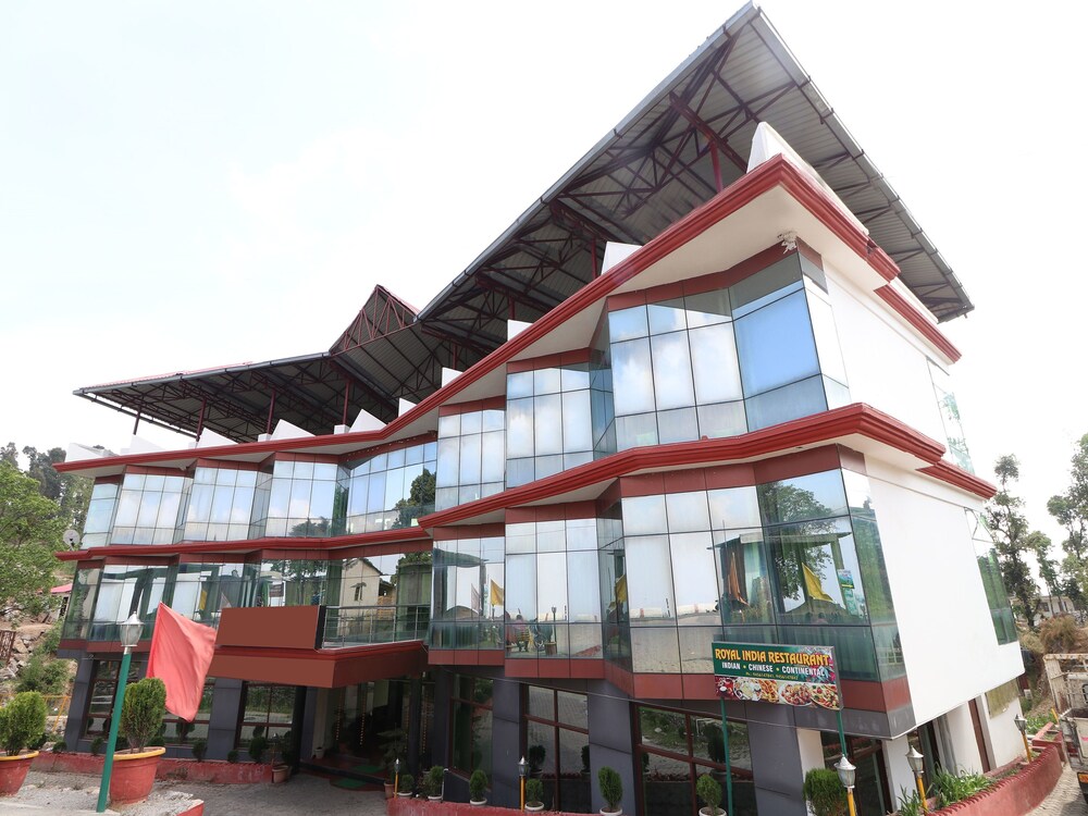 OYO 7547 Hotel Burans Residency
