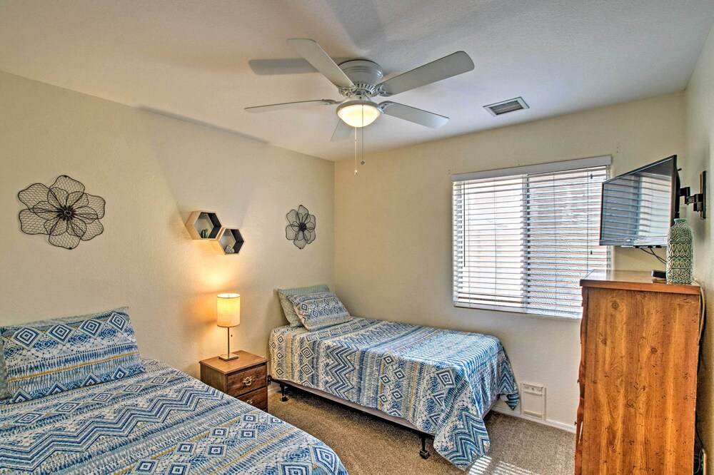 Stress-Free Casa Grande House w/ Pool & Hot Tub!
