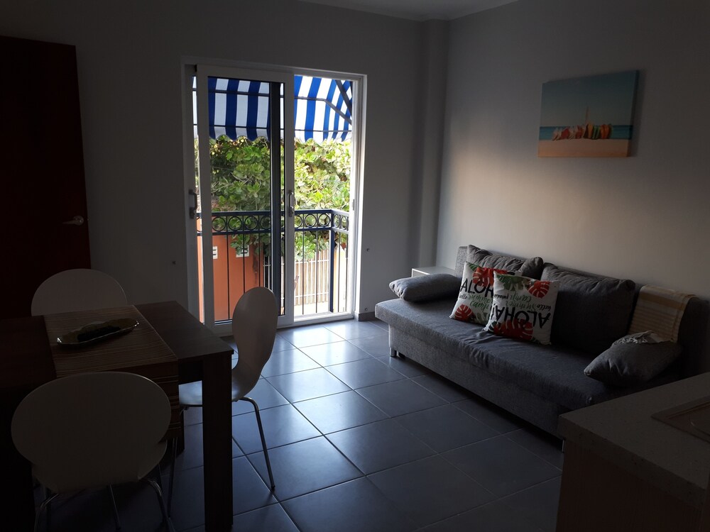 Exito Apartments