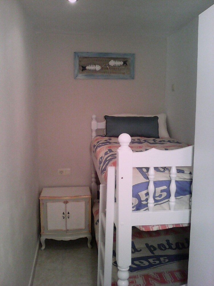 FIRST LINE APARTMENT OF SEA