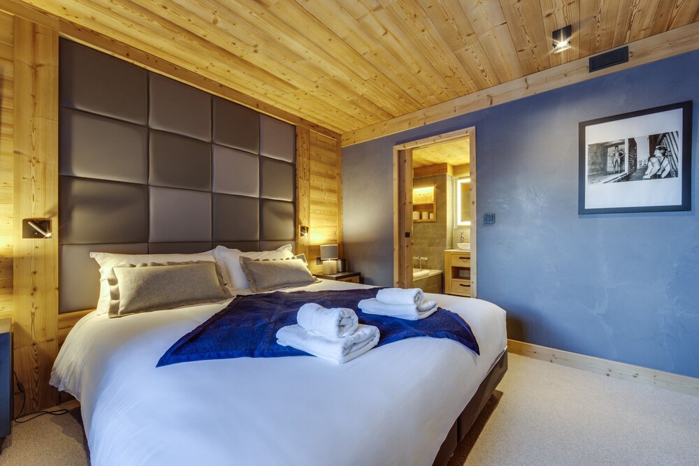 Magnificent apartment in the center of Val d'Isére, ski-in ski-out