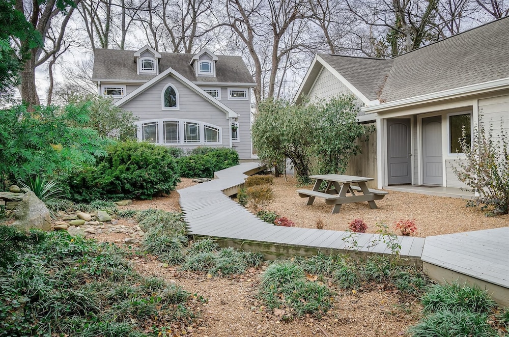 The Nash Guest House