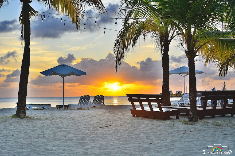 Arenas Beach Hotel