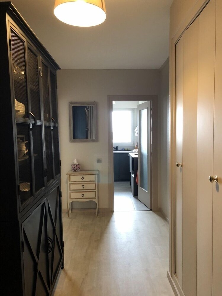 T2 Royan Pontaillac balcony 100m south facing beach