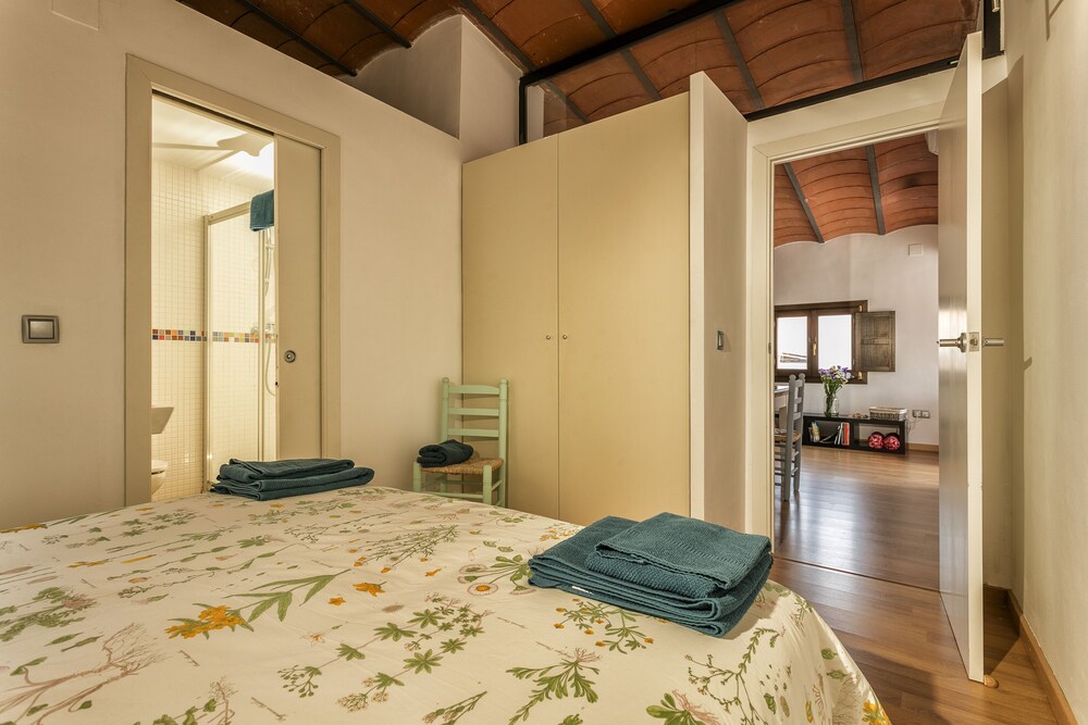 Top-flor apartment in old quarter Tarragona