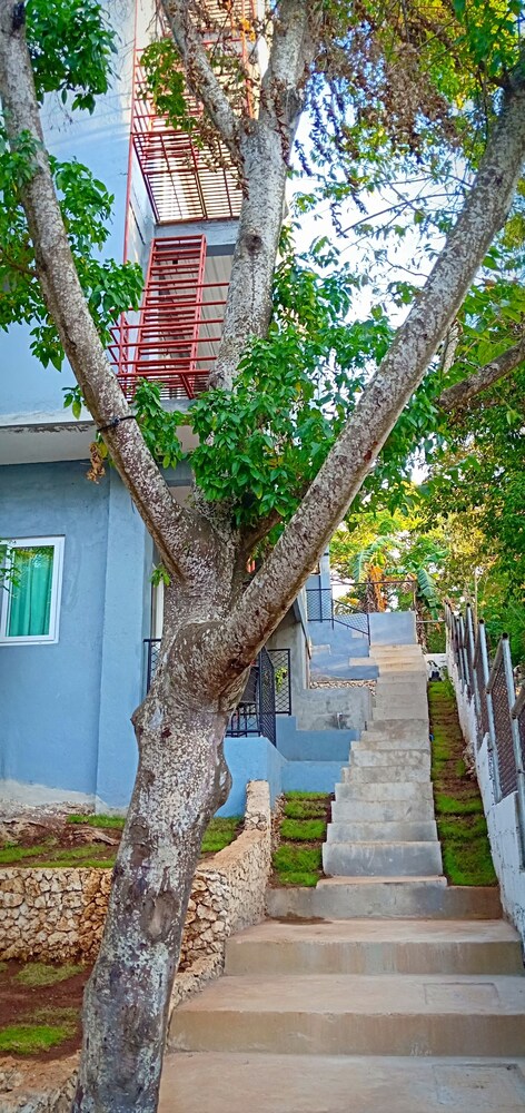 Dinihills Apartments Boracay