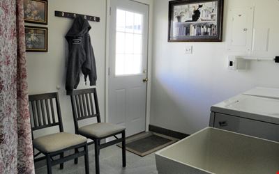 Ann Arbor Holiday Rentals and B&B at the Best Price - Bluepillow