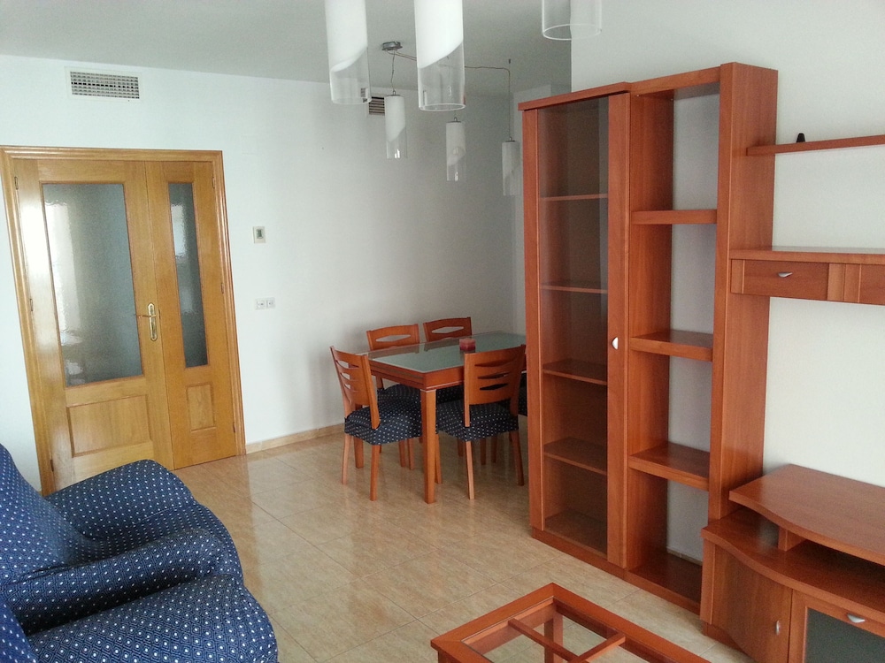 Cozy apartment, with large areas to walk.