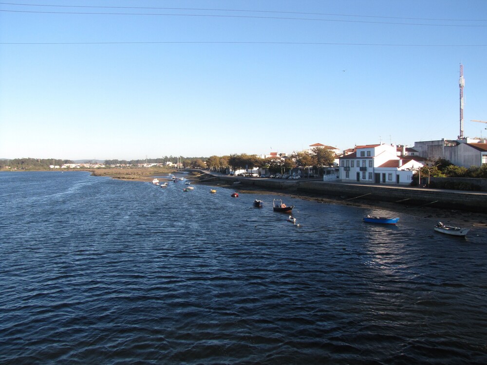 Apartment by the river and the sea