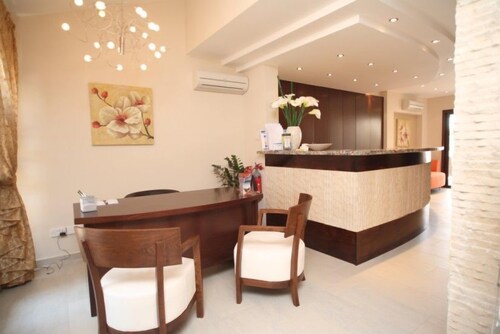 Avillion Holiday Apartments