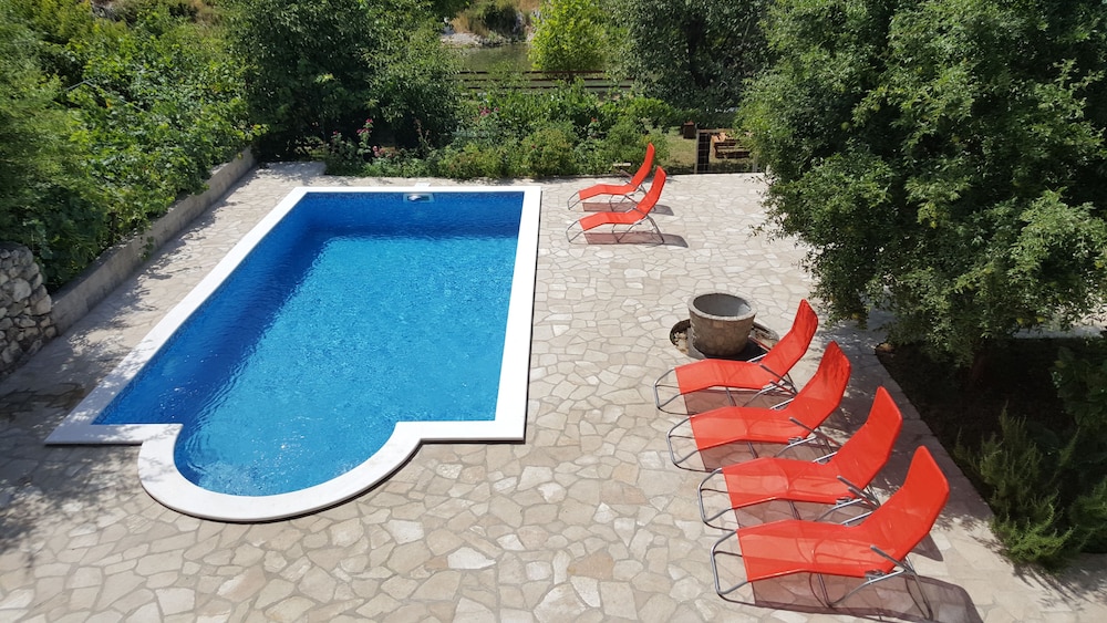 Villa Velagić