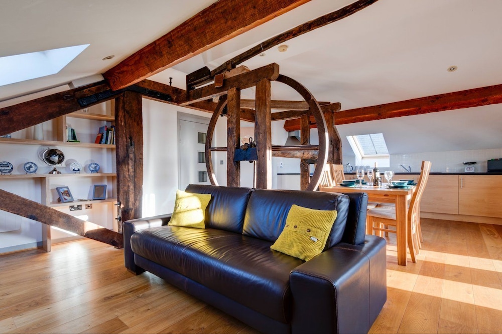 Luxury Apartments - Biddle Shipton