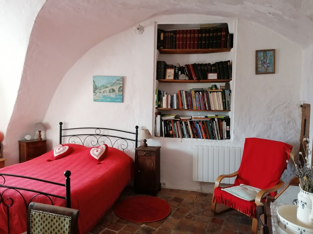 Le Vieux Domaine du Brusset