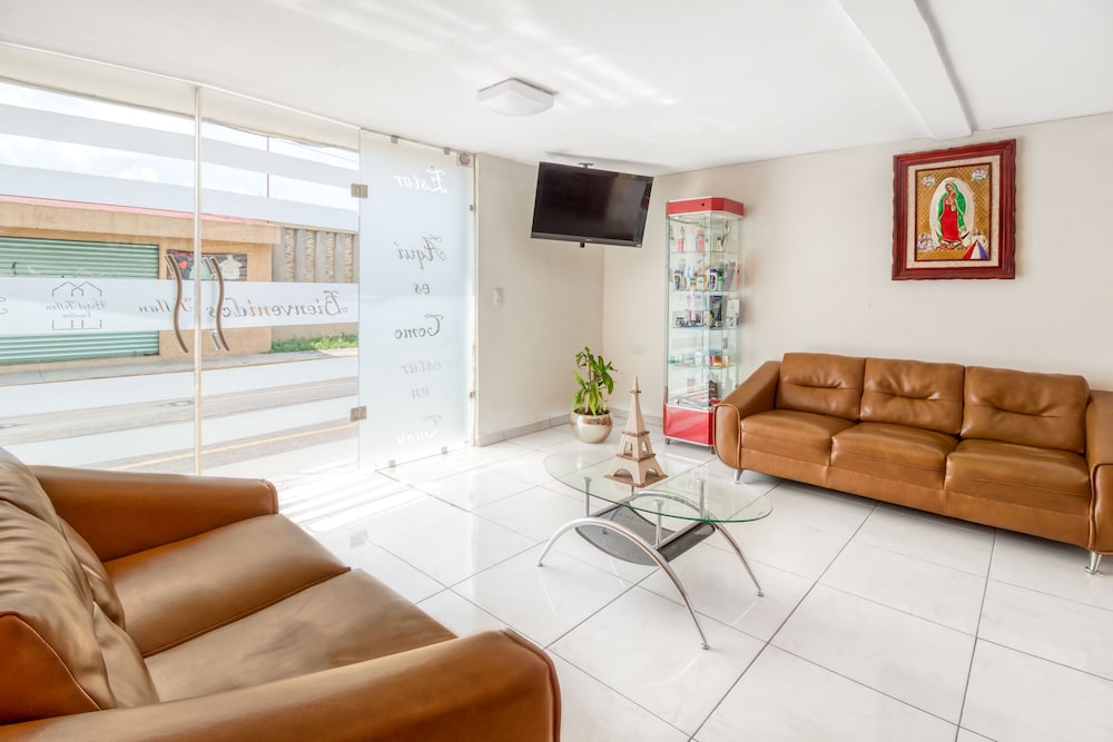 Hotel Familiar Tollan