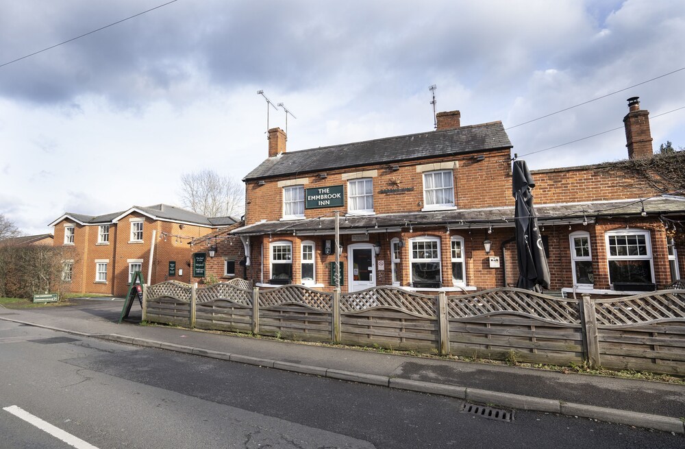 The Emmbrook Inn