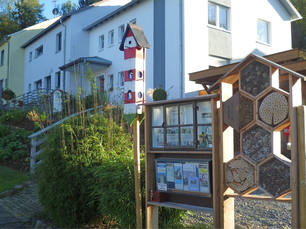 Bright Apartment With Private Balcony and use of Garden in the Weser Uplands