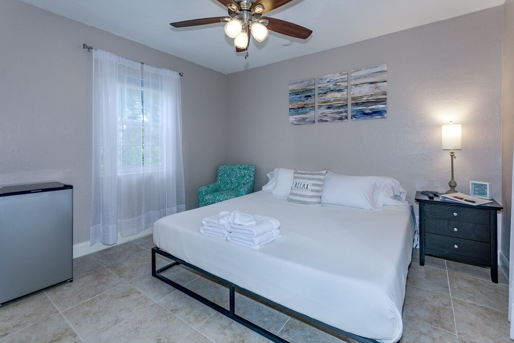 Sea Turtle Suite in historic neighborhood