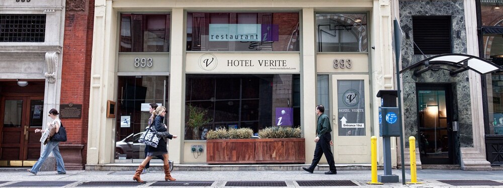 Hotel Verite