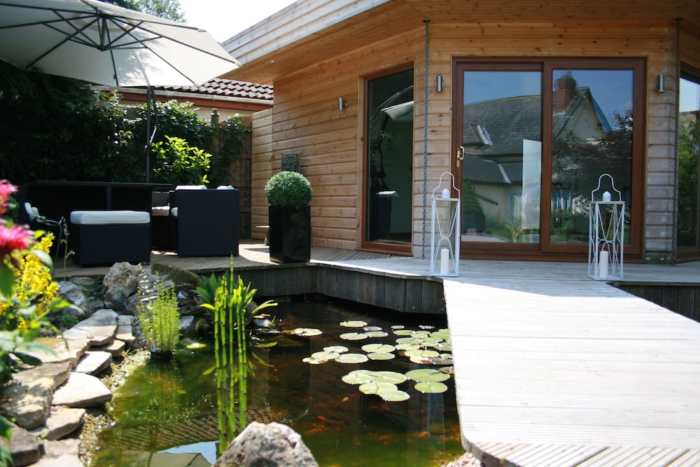 Salty Monk Hotel