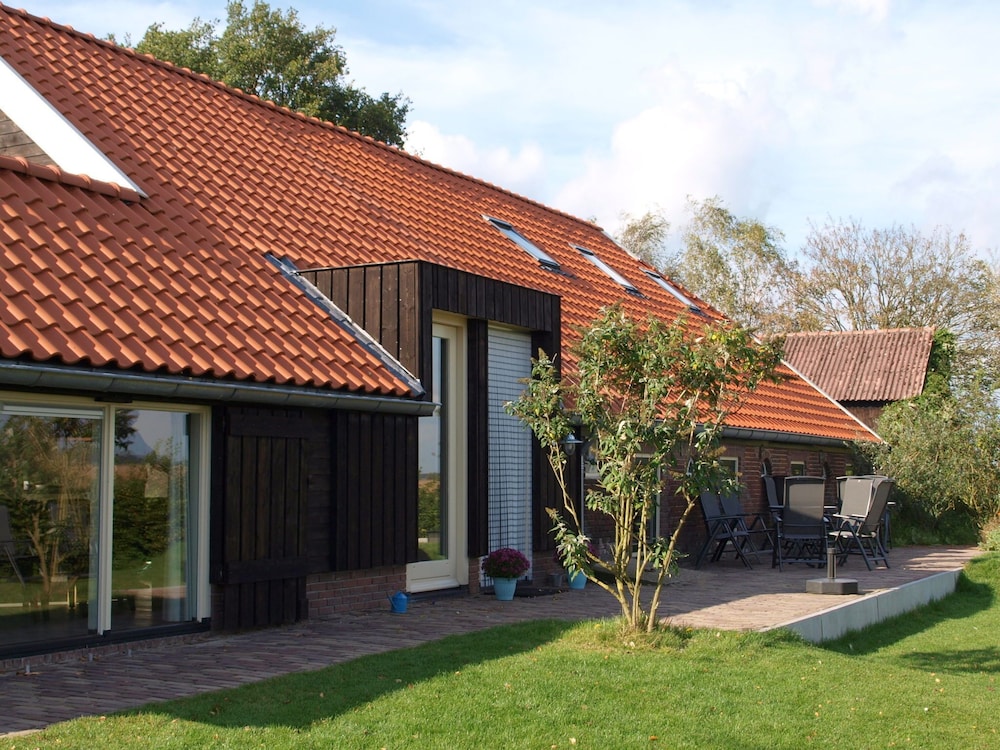 Comfortable Holiday Home With Sauna, Near the Town of Wijhe, Overijsel
