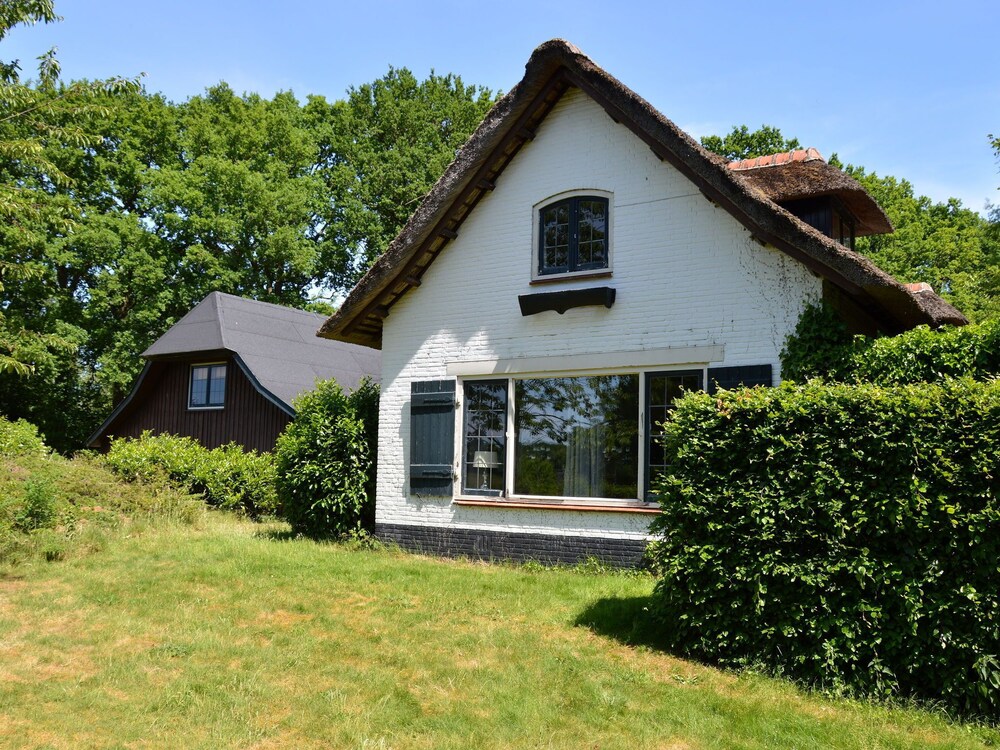 Charming Holiday Home in Hulshorst With Swimming Pool