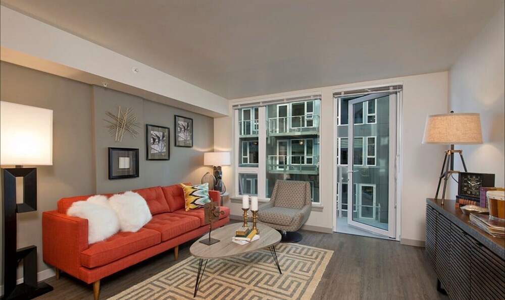 Capitol Hill Exclusive Luxury Apartments