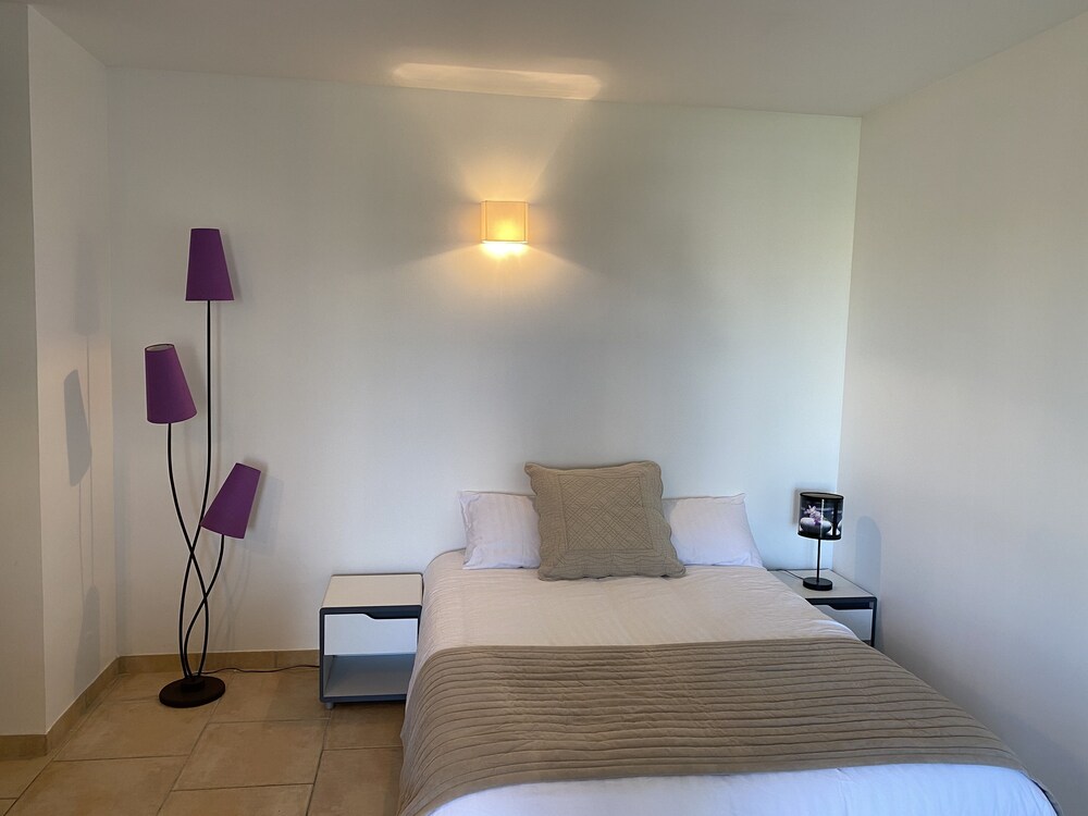 Charming 32m2 studio in a quiet residential area