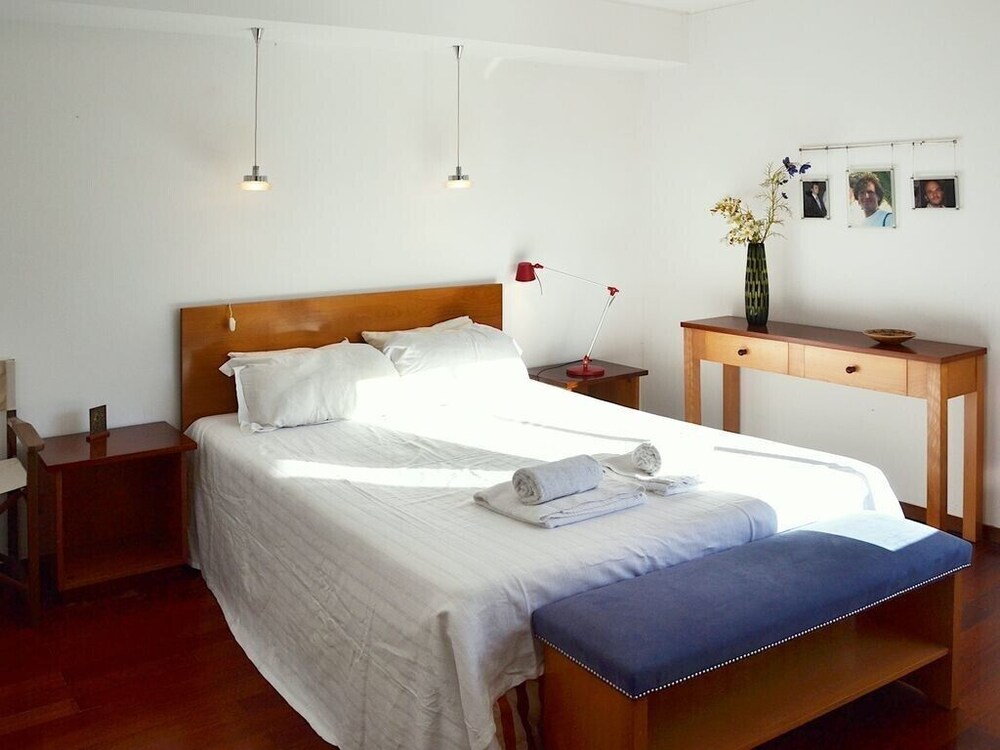 Villa Eldeia – A Wonderful 4 Bedroom Villa – A Short Stroll To The Beach