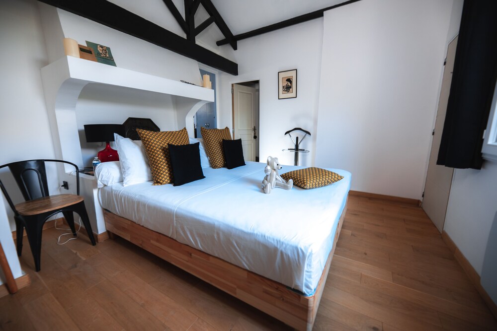 Bed and Breakfast Béziers South France
