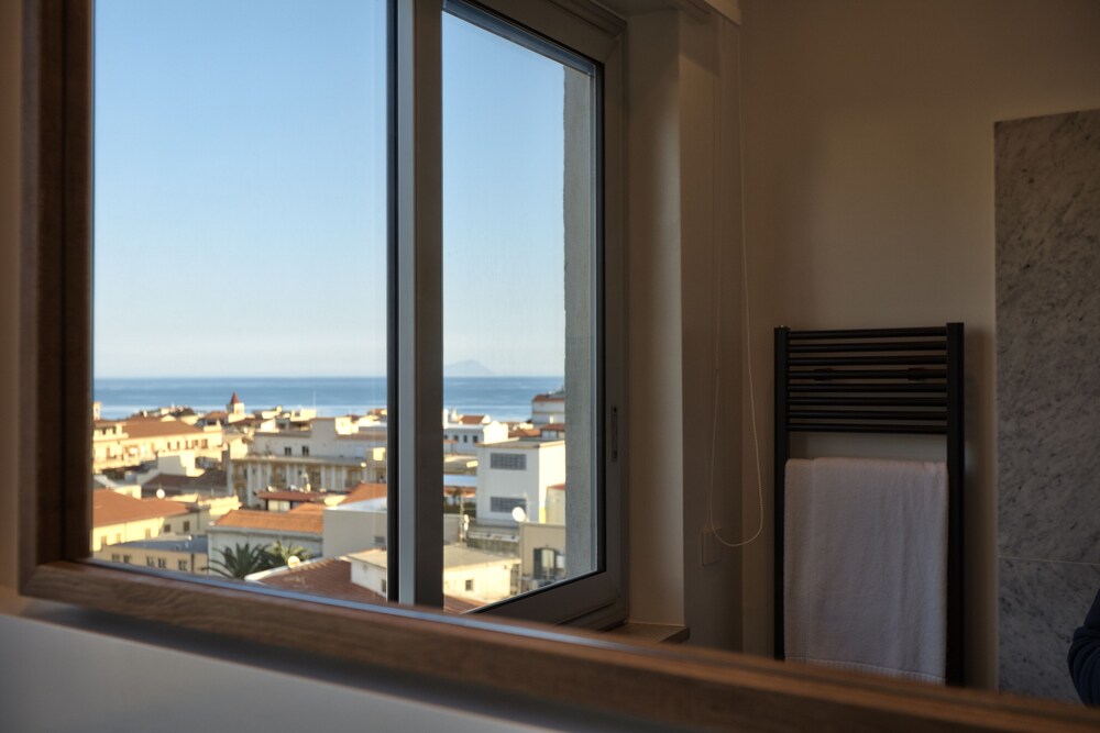 Elegant and comfortable 70 sqm apartment. for 2-4 people