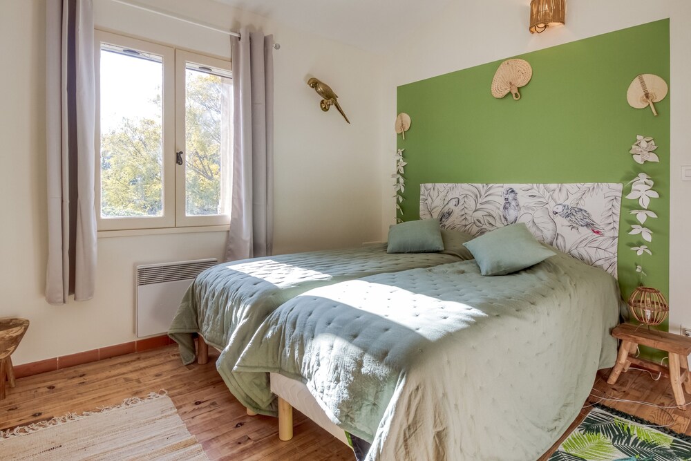 In Isle sur la Sorgue, charm and Provencal elegance