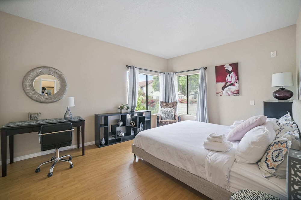 @ Marbella Lane - Duplex 3BR #2 | Rowland Heights