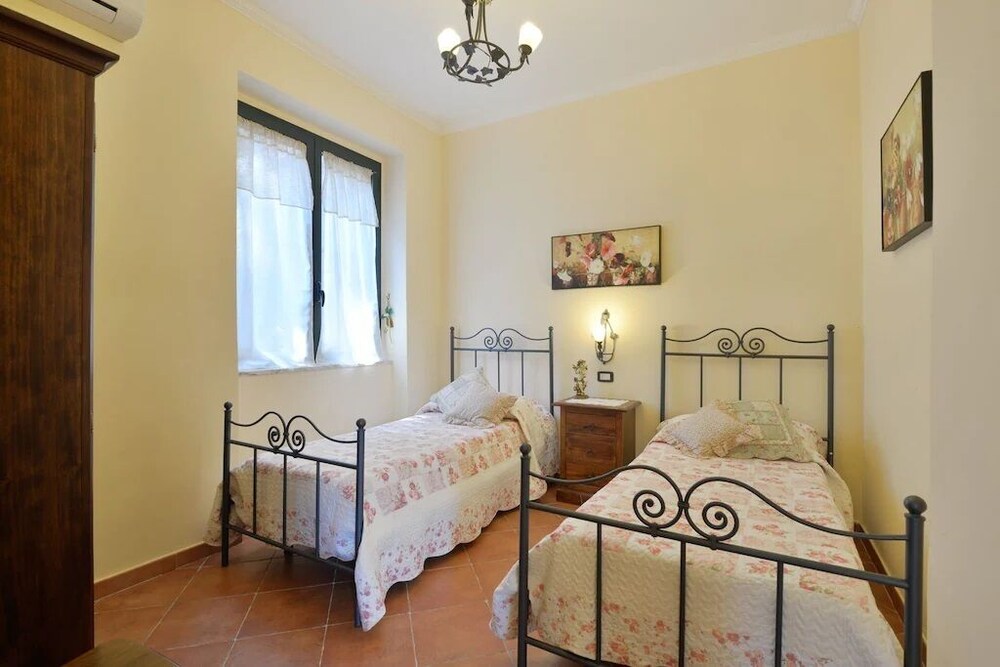 Villa Elaia, holiday rental apartments in Santa Maria di Castellabate Cilento