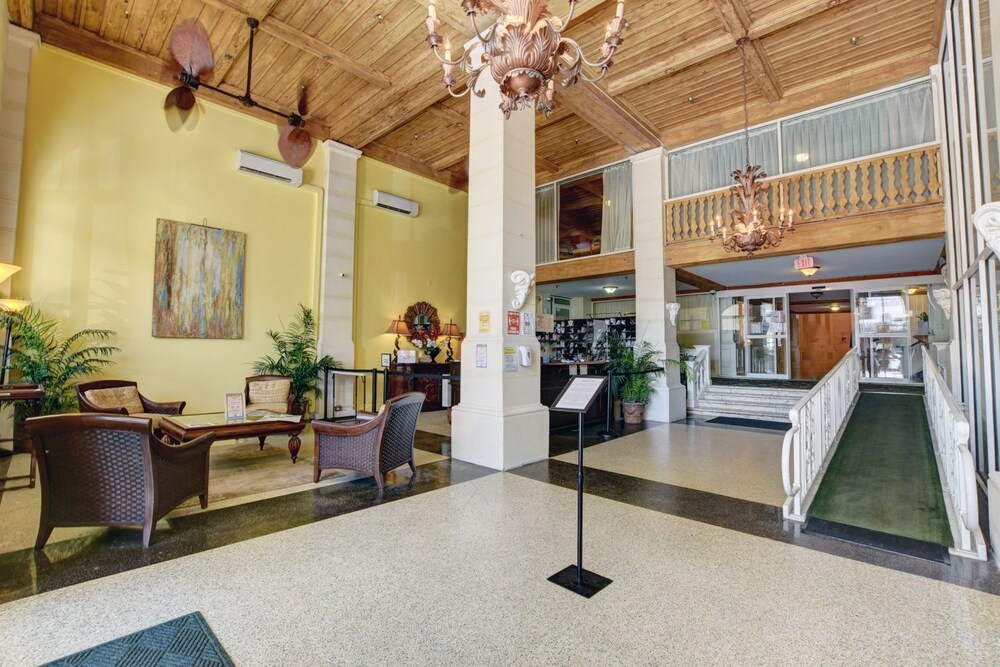 CityPlace Vacation Rentals: Palm Bch. Hotel # 2008