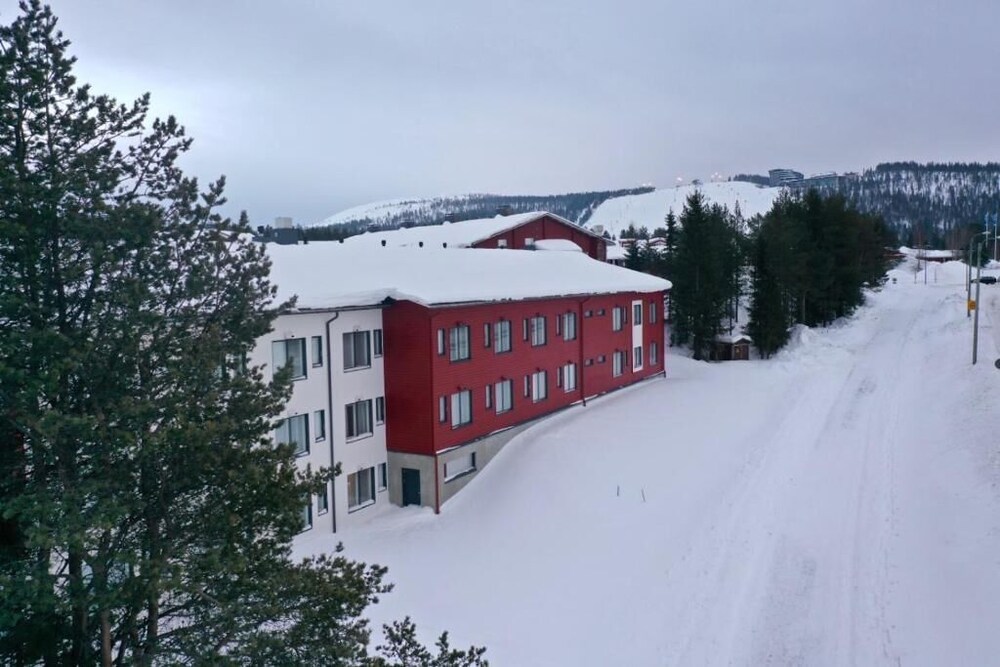  Hotel Lost in Levi & Apartments