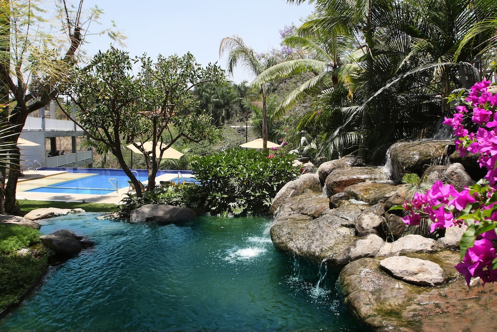 Holiday Inn Express Hotel & Suites Cuernavaca